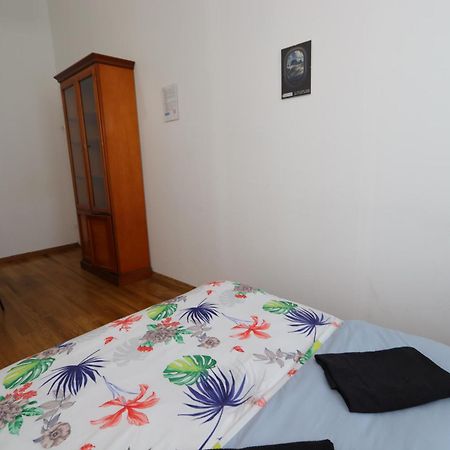 Fantastic Waw - C19 Room E Варшава Экстерьер фото