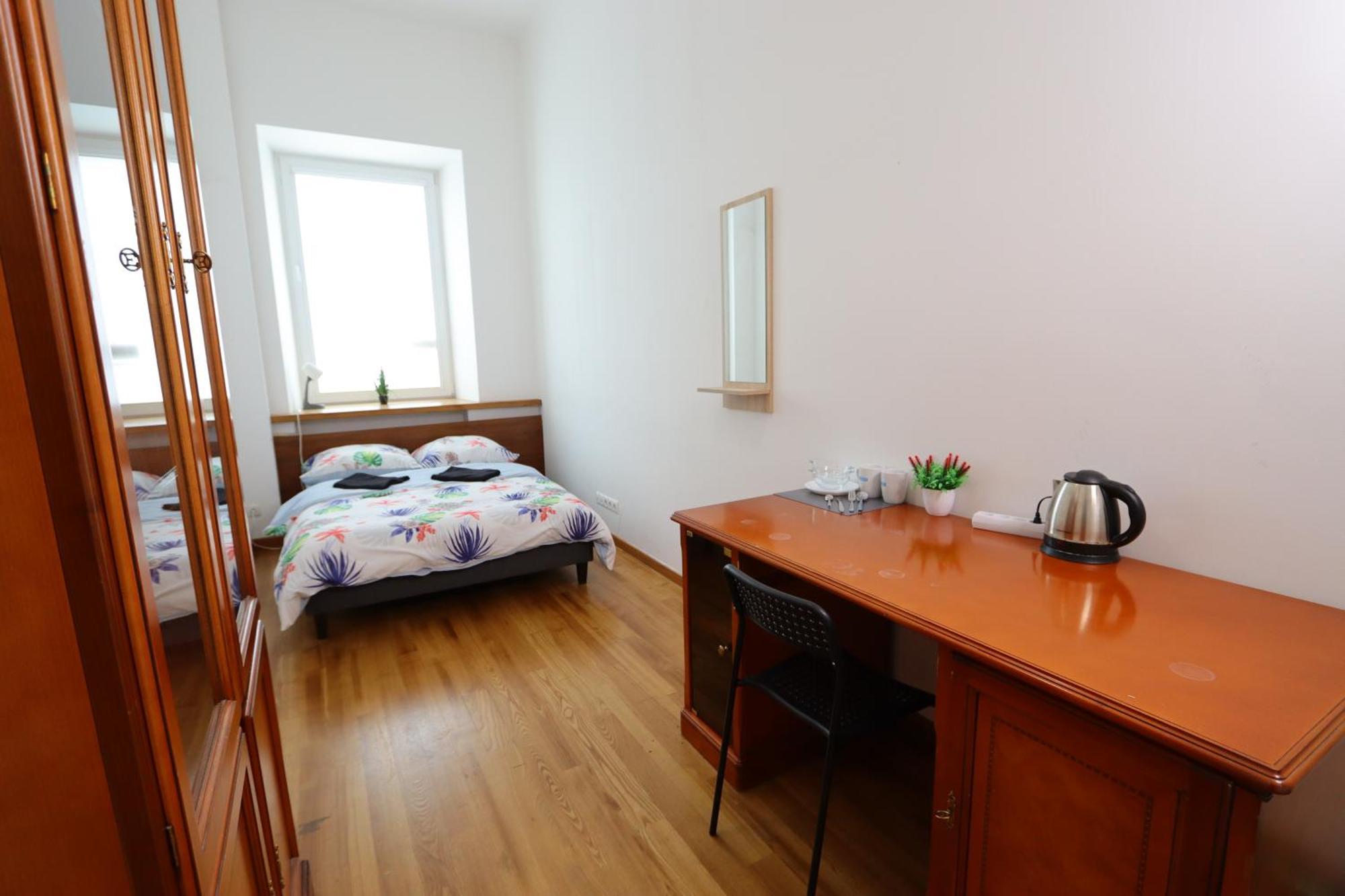 Fantastic Waw - C19 Room E Варшава Экстерьер фото